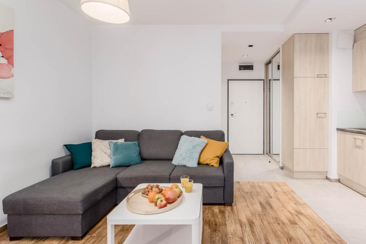Chill Apartments Wola Center Varsavia Esterno foto