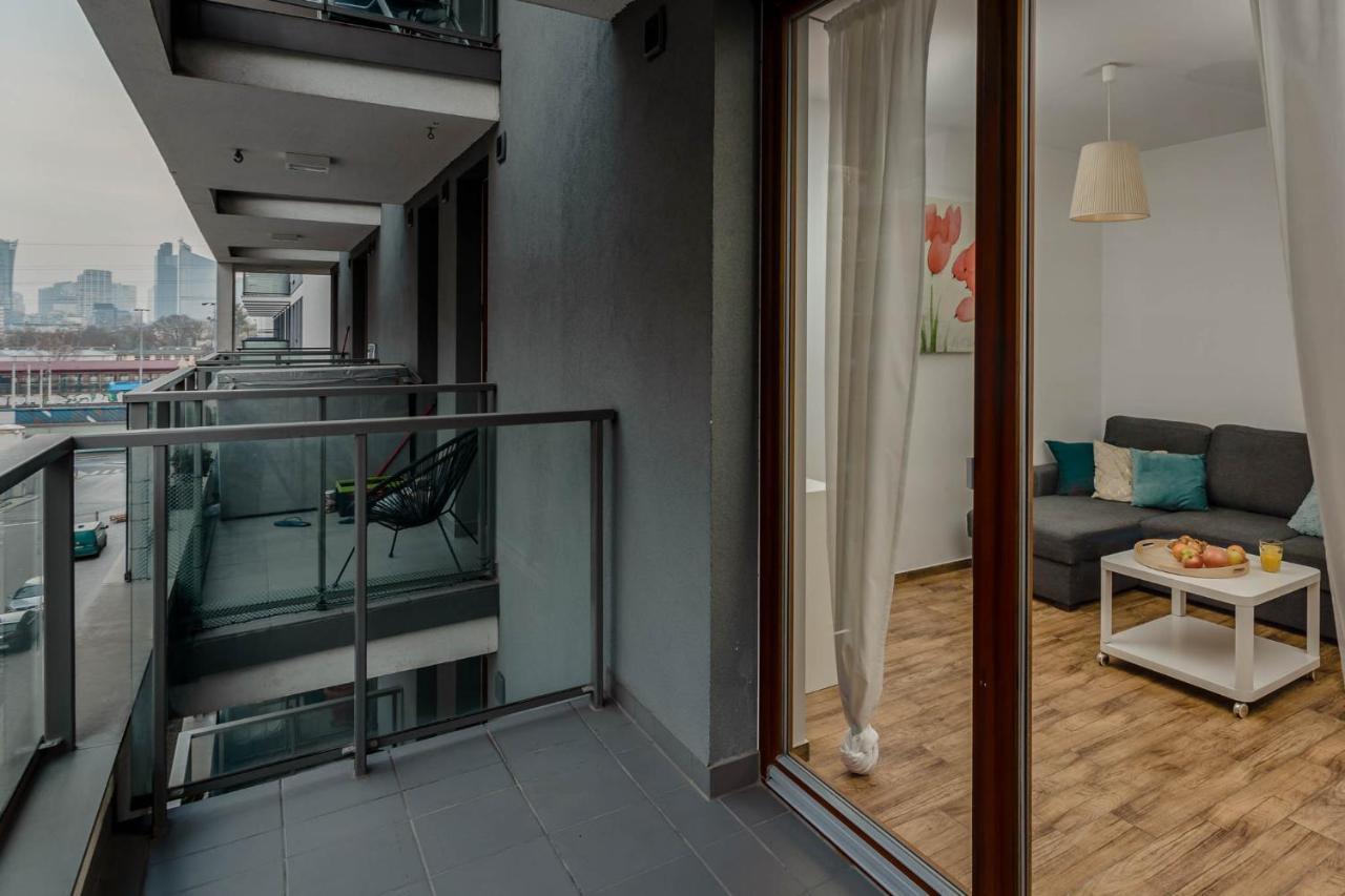 Chill Apartments Wola Center Varsavia Esterno foto